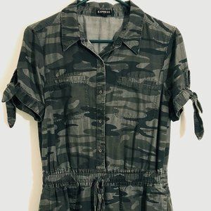 Express Camo Romper Medium